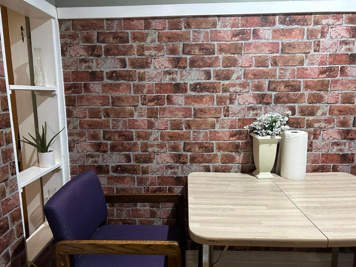 Maryland Homestay In Winnpeg Downtown 温尼伯 客房 照片