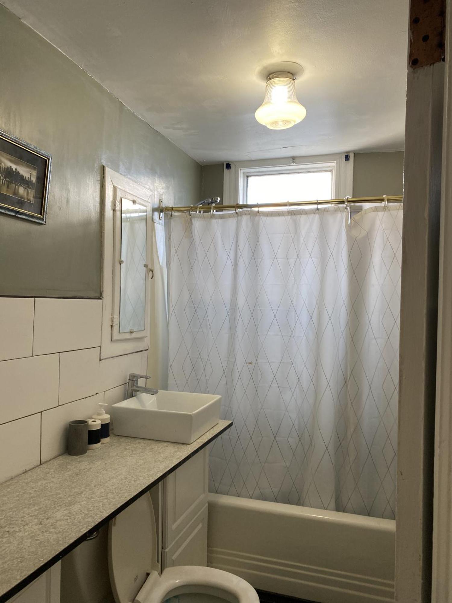 Maryland Homestay In Winnpeg Downtown 温尼伯 客房 照片